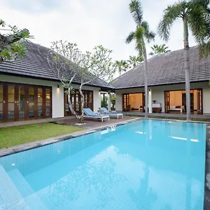 nunia-villa.ubudhotelsnow.com/