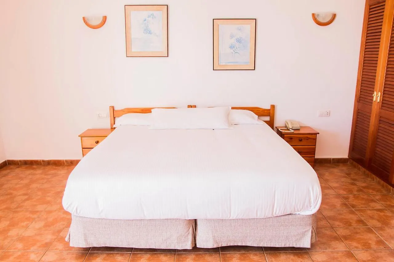 Apartamentos Lanzarote Paradise Colinas Costa Teguise 0*,  Spain