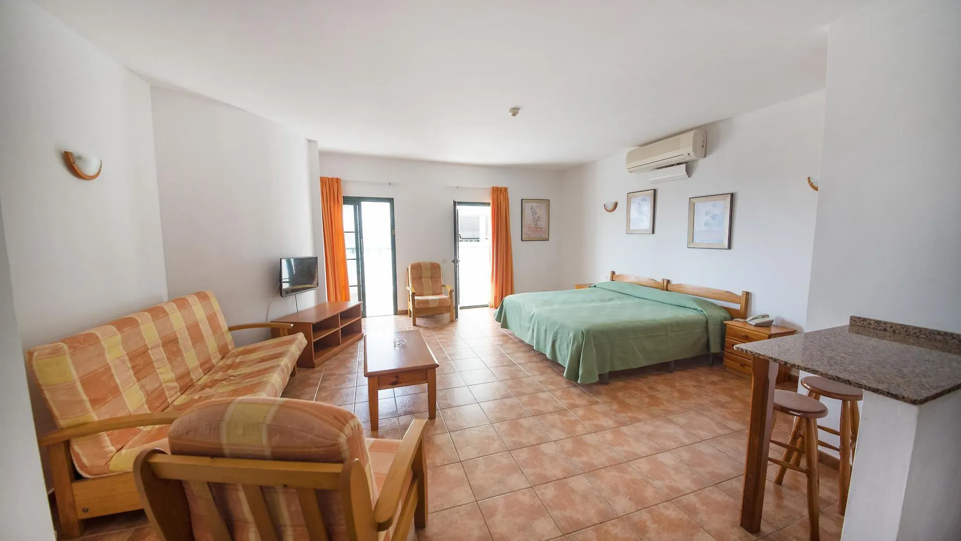 Apartamentos Lanzarote Paradise Colinas Costa Teguise